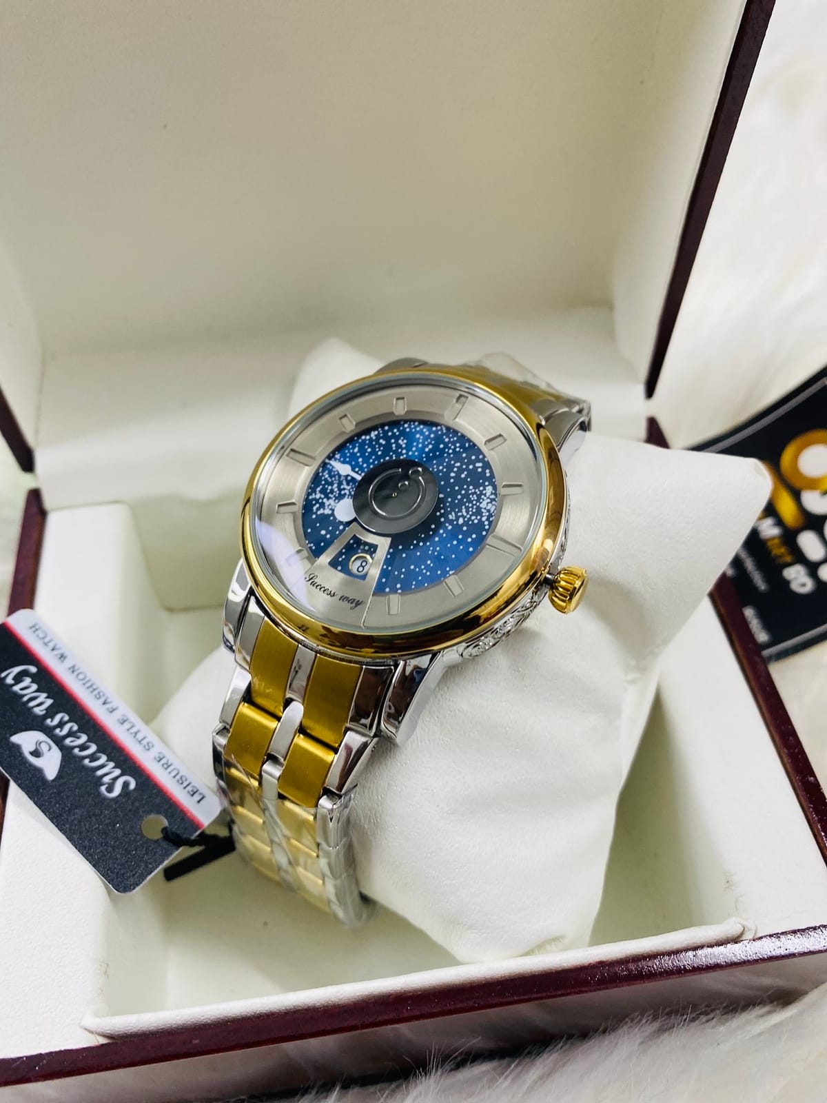 Success way unique watch