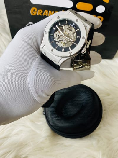 Hublot Skeleton Classic Fusion automatic watch_img_2