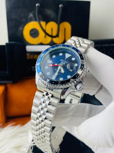 Seiko 5 Sports GMT Blue Dial_img_2