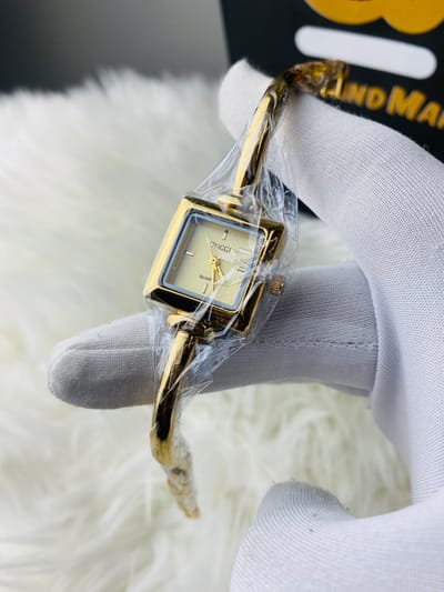 GUCCI braclet Watch || Uper Dial Golden_img_0