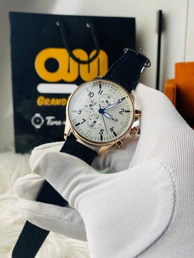 IWC || Uper White Side Rose Active Chronograph_img_0