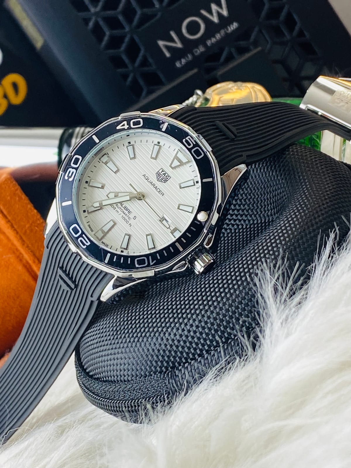 TAG Heuer Aquaracer Calibre 5 diving watch|| White Dial